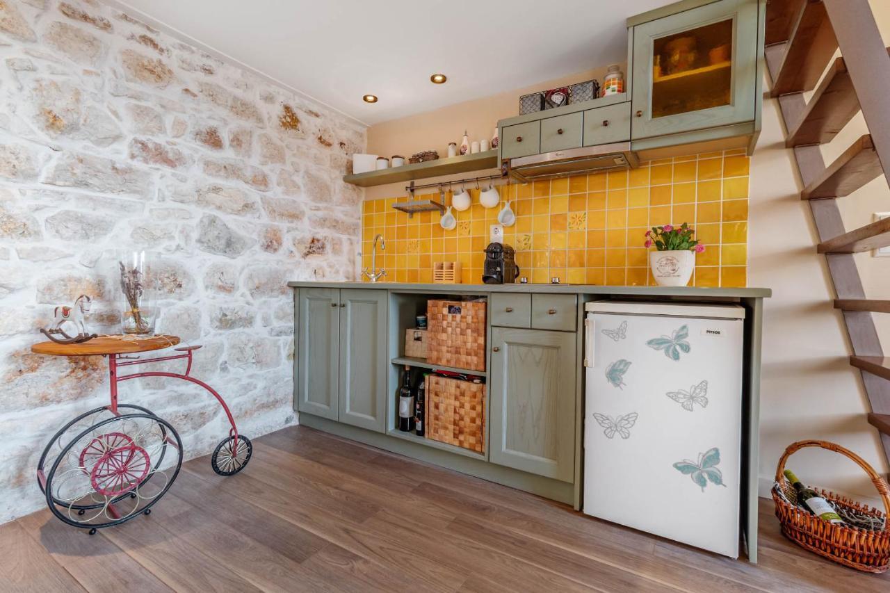 Mouragia Loft - Waterfront Old Corfu Town 아파트 외부 사진