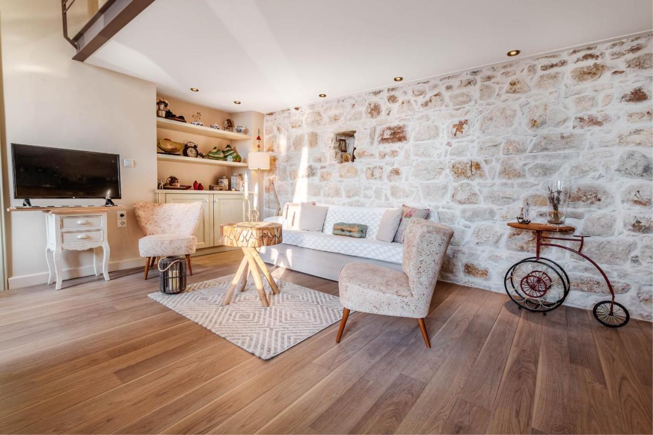 Mouragia Loft - Waterfront Old Corfu Town 아파트 외부 사진